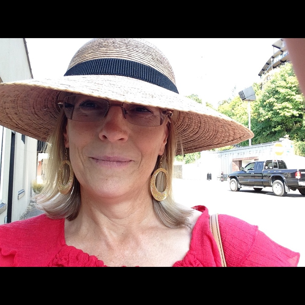 Meet your Posher, Kate